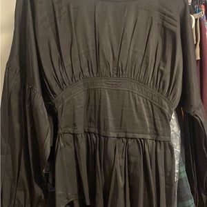 Women’s medium corset blouse with zipper in the back.